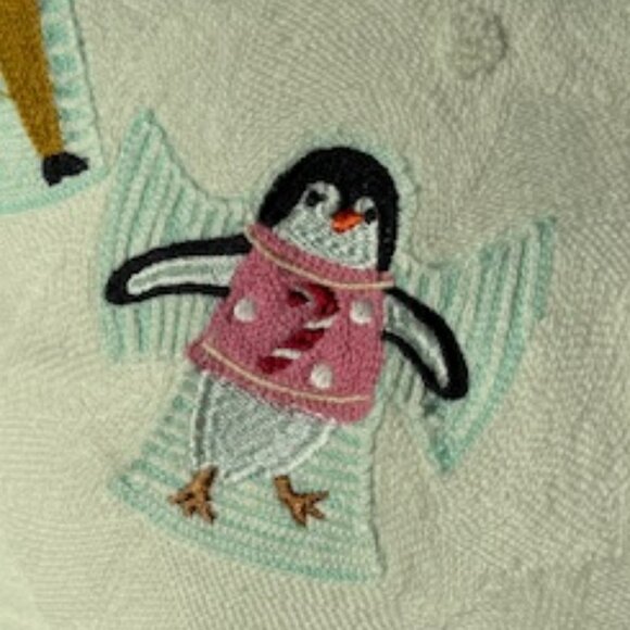 Embroidered Snow Angels Winter Throw Pillow - Ivory- NWT - Picture 3 of 13